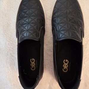 GBG Los Angeles Black Quilted Slip-Ons